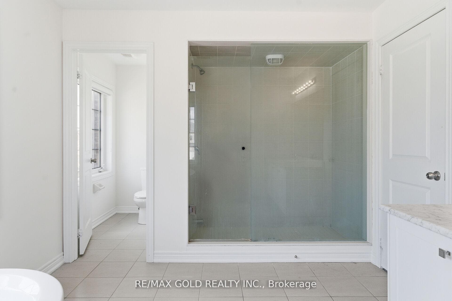 687 Anishinaabe Drive photo 21