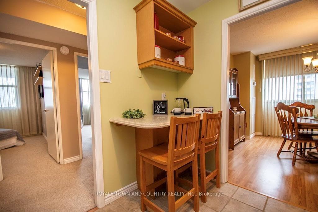 44 Falby Court Unit 1611 photo 14