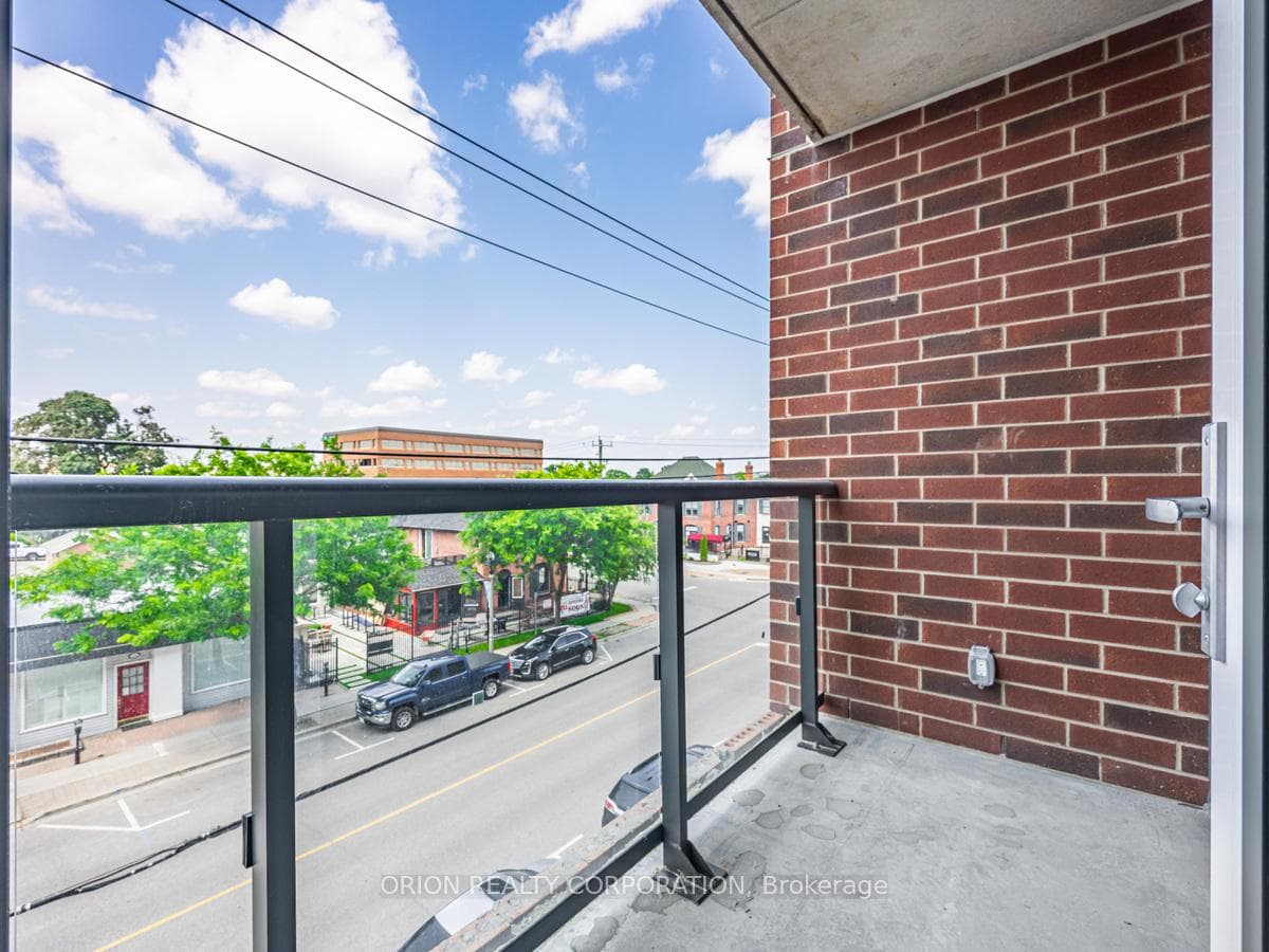 201 Brock Street Unit 212 photo 23