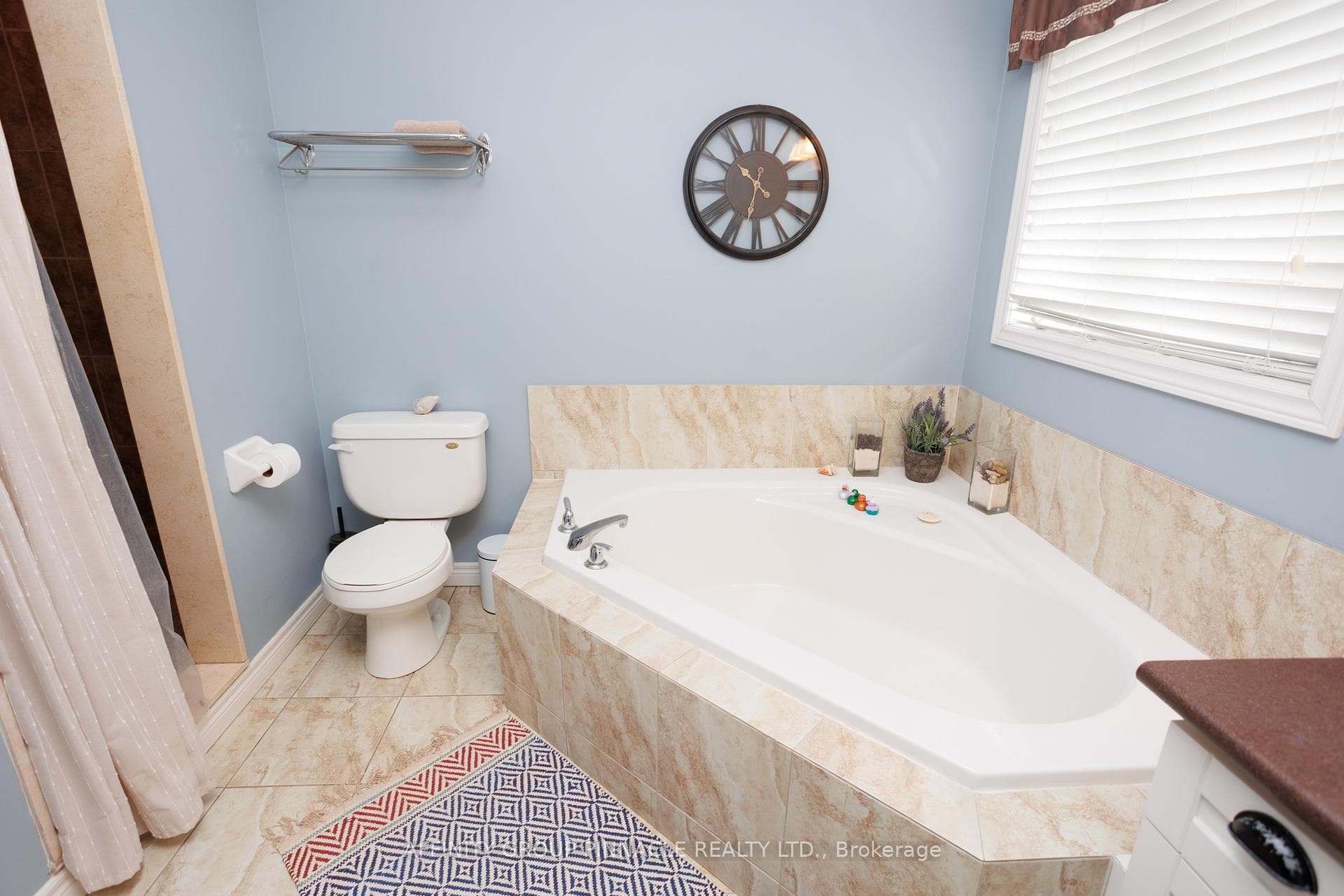 89 Maplewood Avenue photo 29