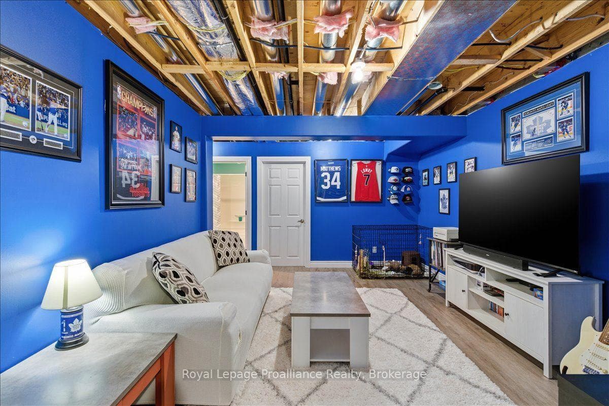 31 Dewal Place photo 41