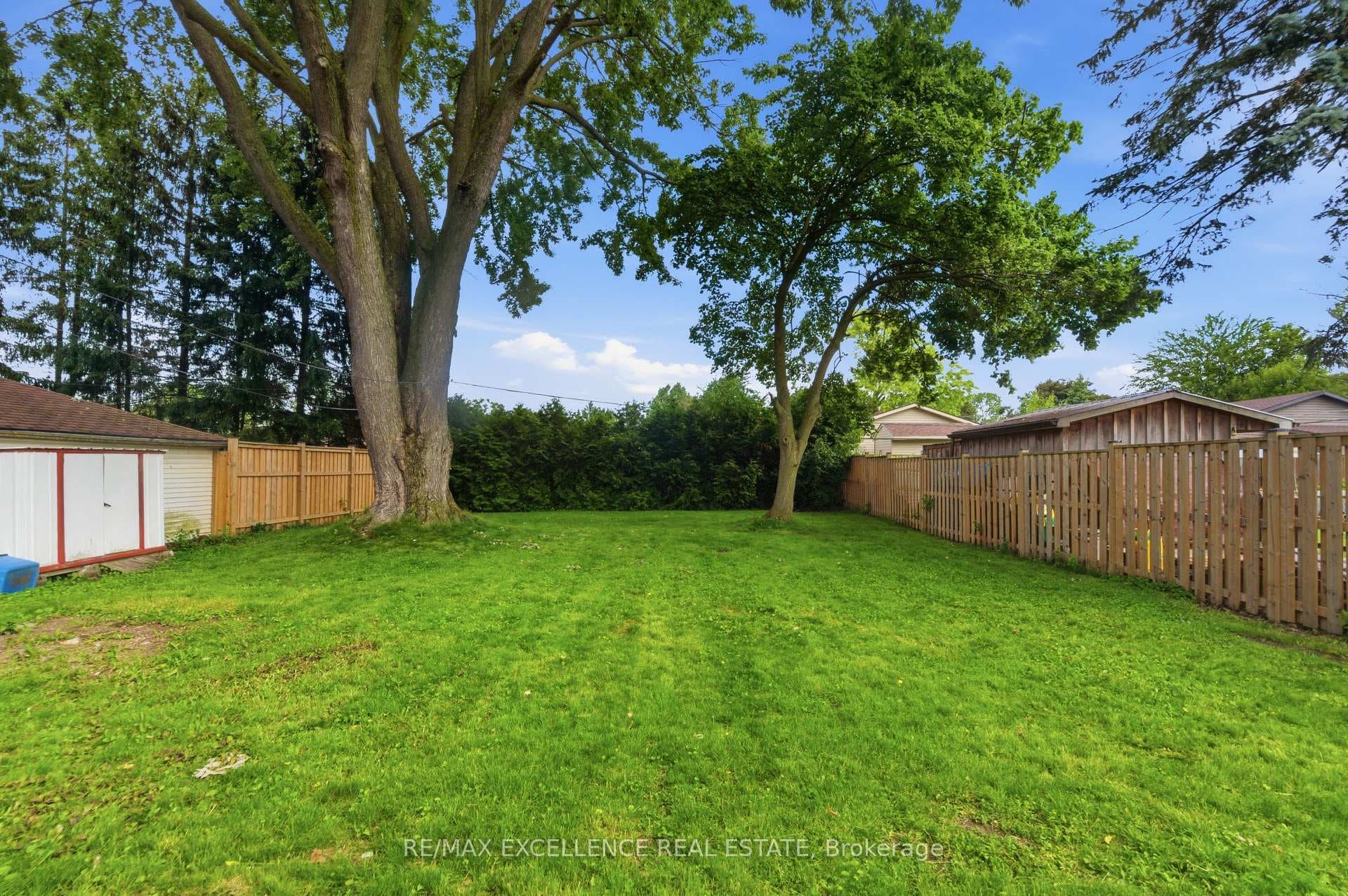 1814 Whitehall Drive photo 28