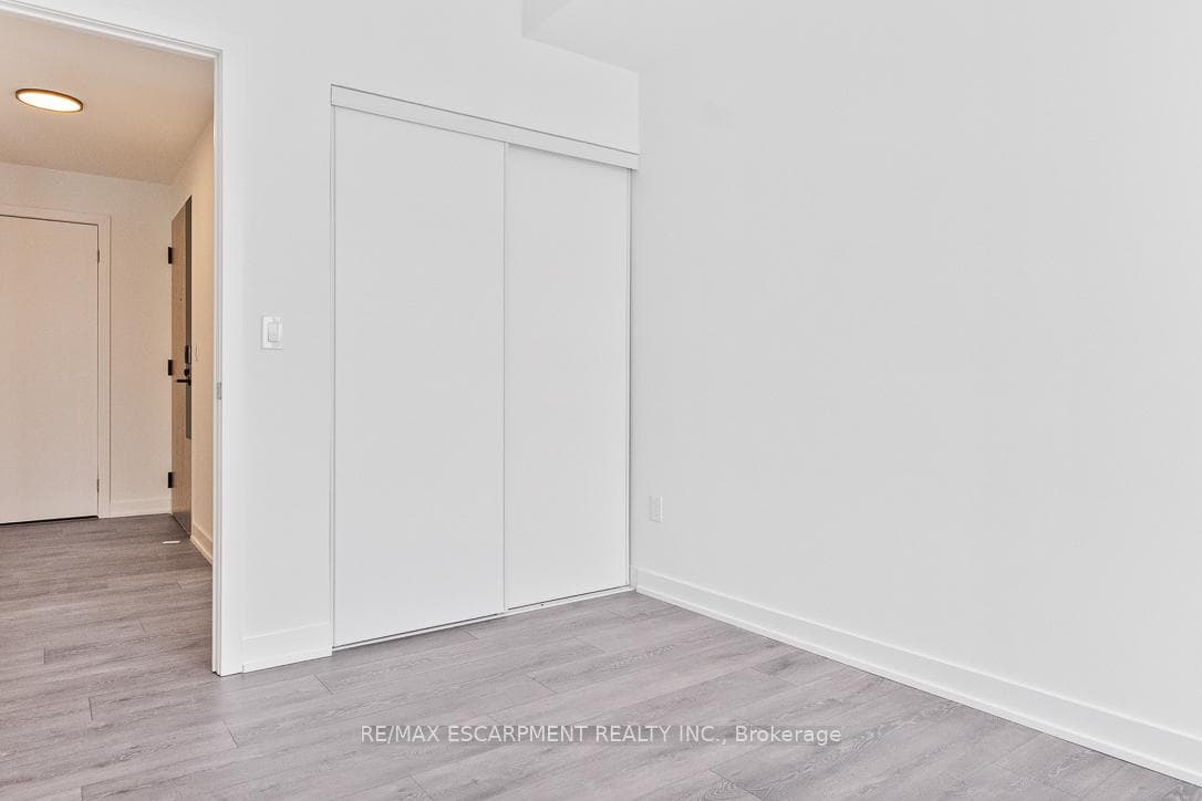 1007 The Queensway N/A Unit 1504 photo 14