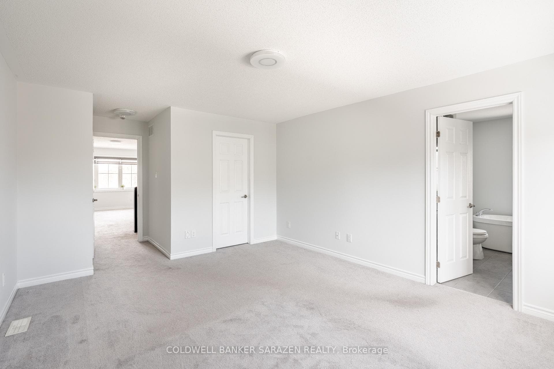 677 Broad Cove Crescent photo 33