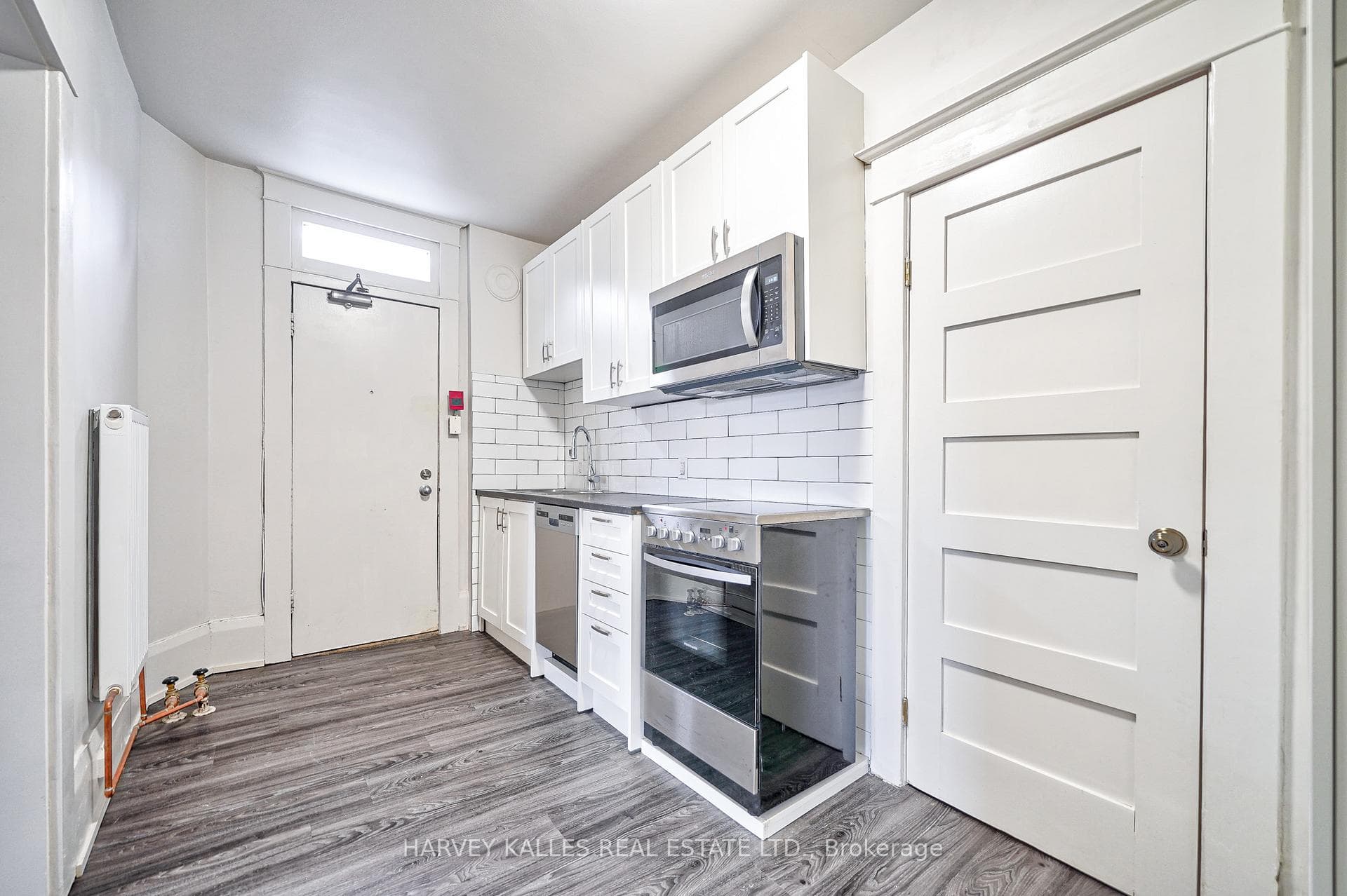 1074 St Clair Avenue Unit 4 photo 18