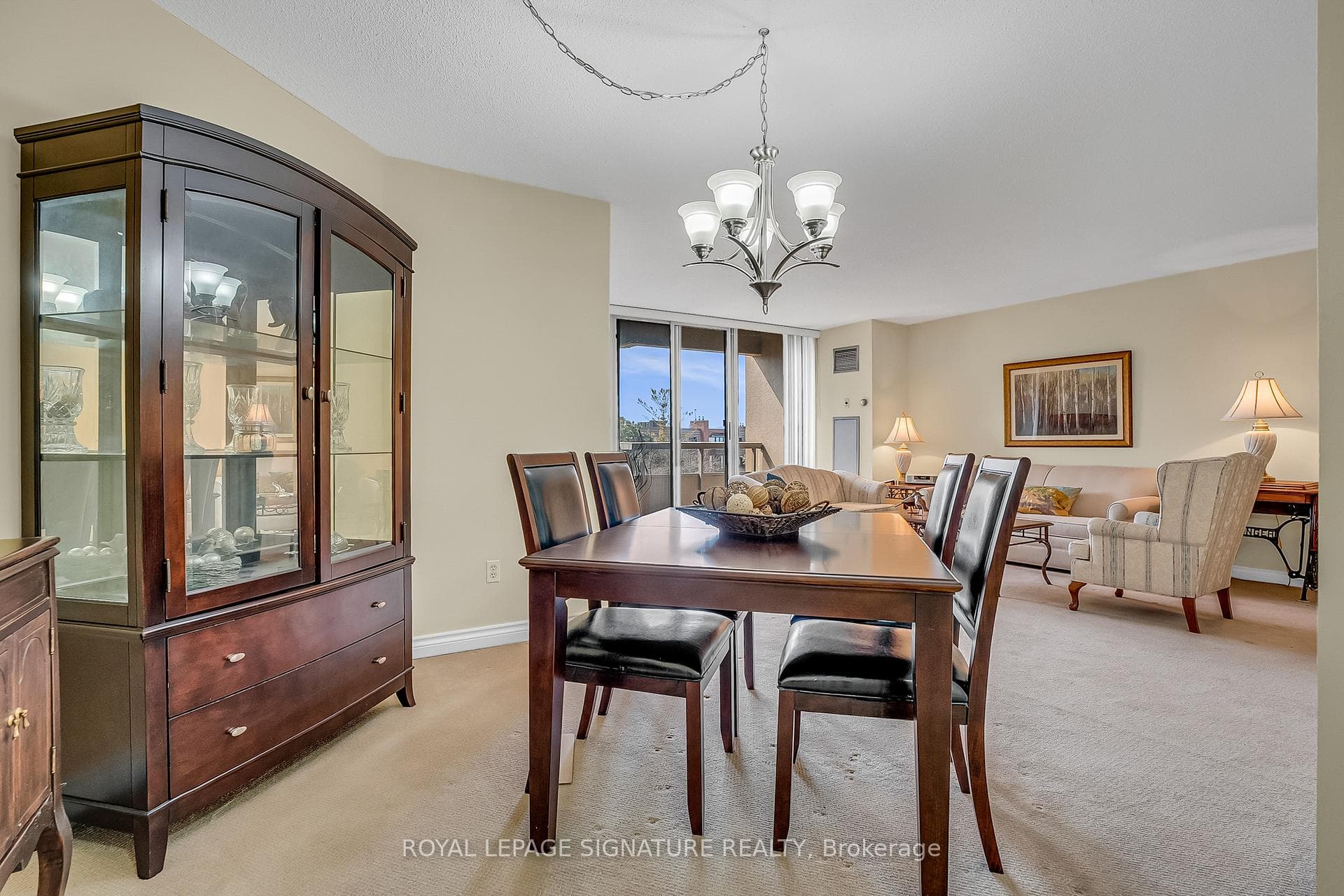 1210 Don Mills Road Unit 622 photo 11
