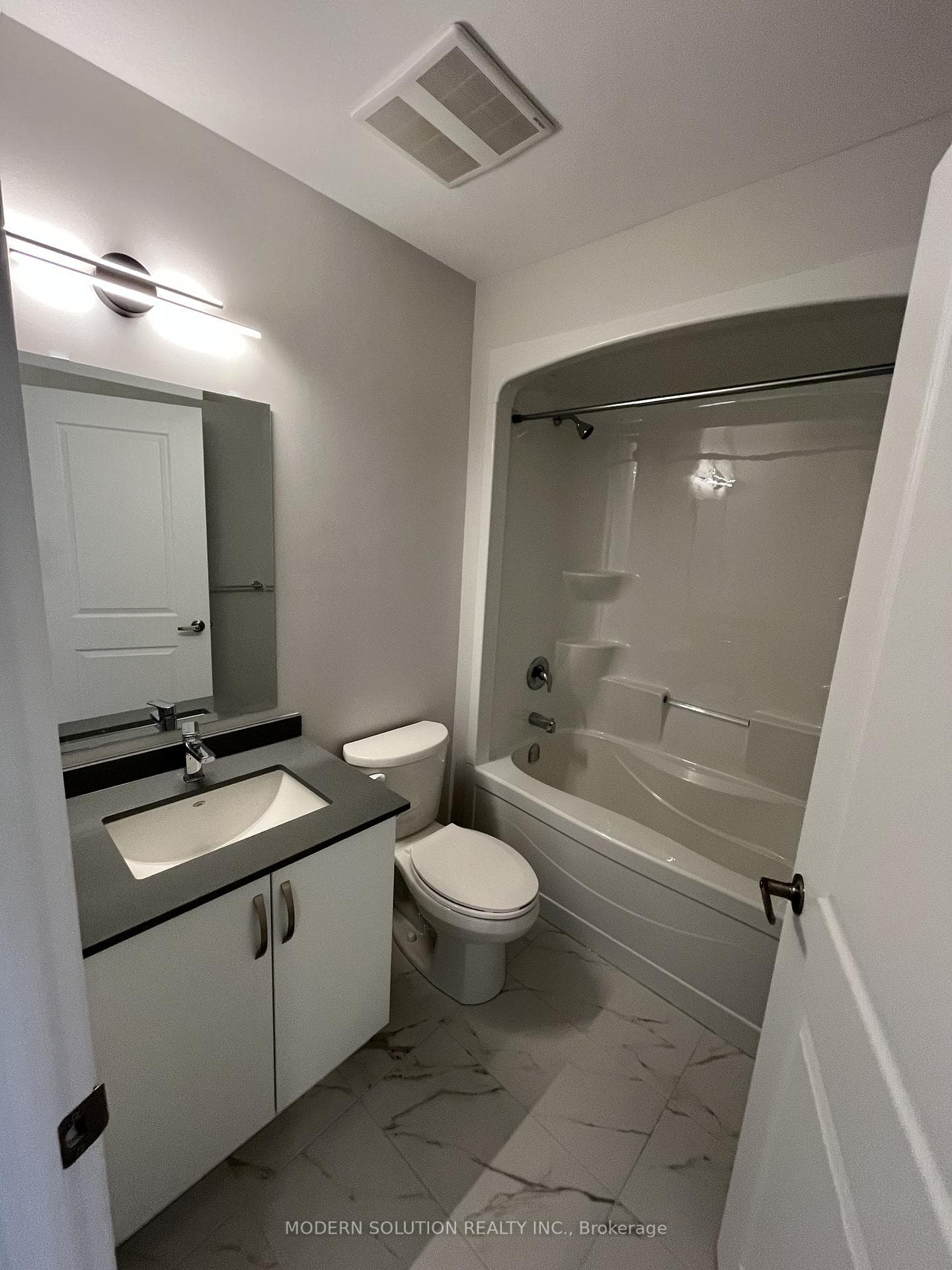 425 Watson Parkway Unit 1007 photo 4