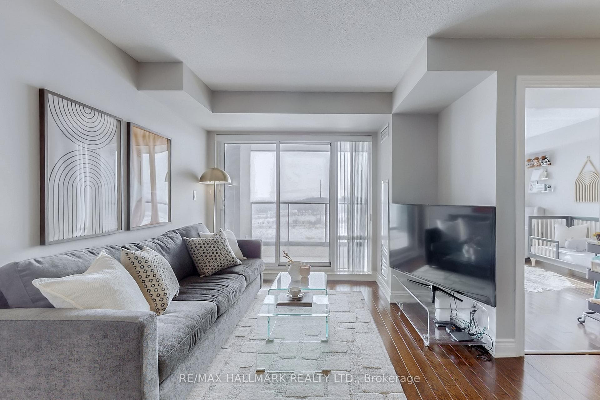 273 South Park Road Unit 1010 photo 7