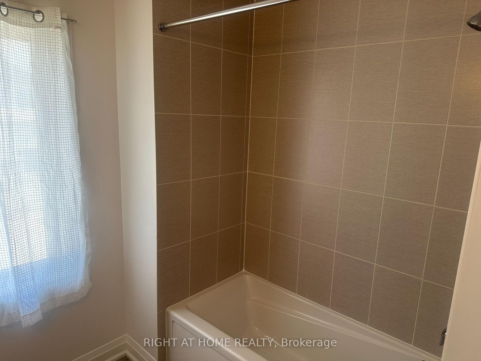 48 Barnyard Trail photo 18