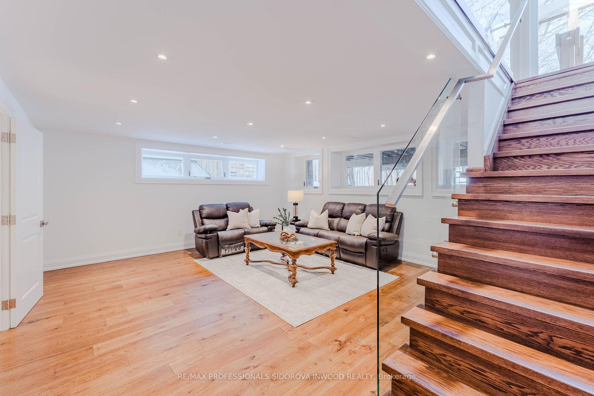 57 Lavinia Avenue photo 30