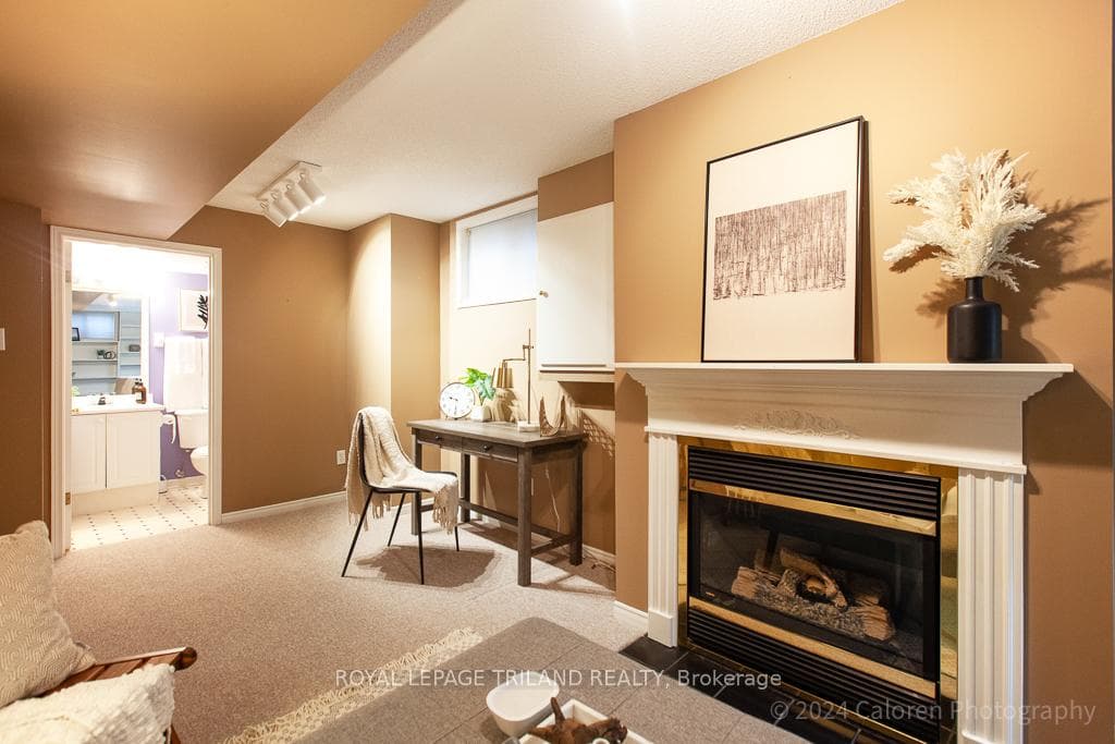 505 Proudfoot Lane Unit 6 photo 24