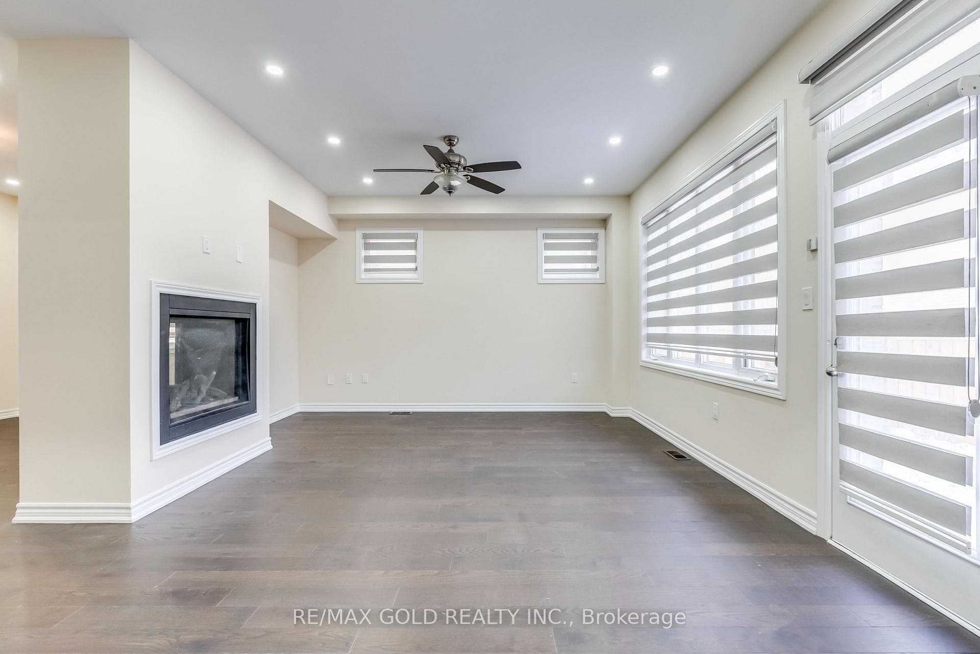 1495 Rose Way photo 9