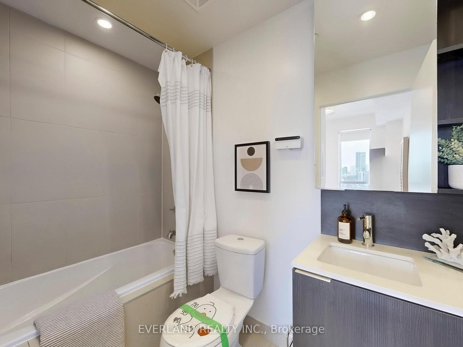 55 Regent Park Boulevard Unit 2108 photo 22