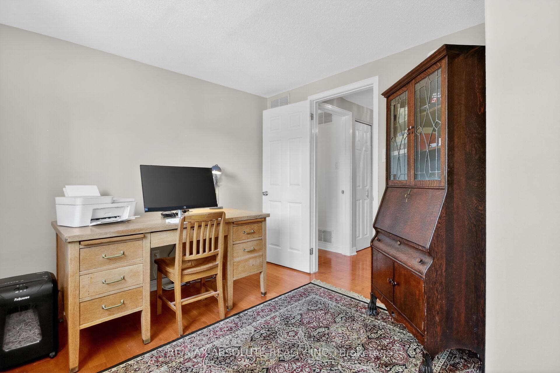 11 Mancil Drive photo 32