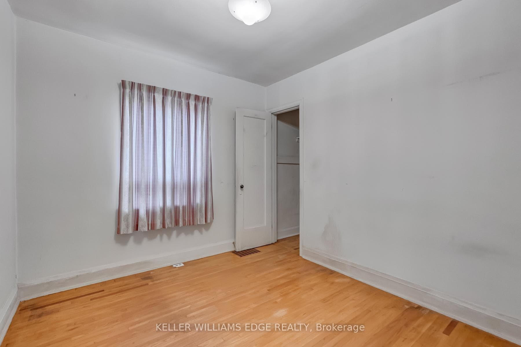 51 Woodbridge Road photo 17