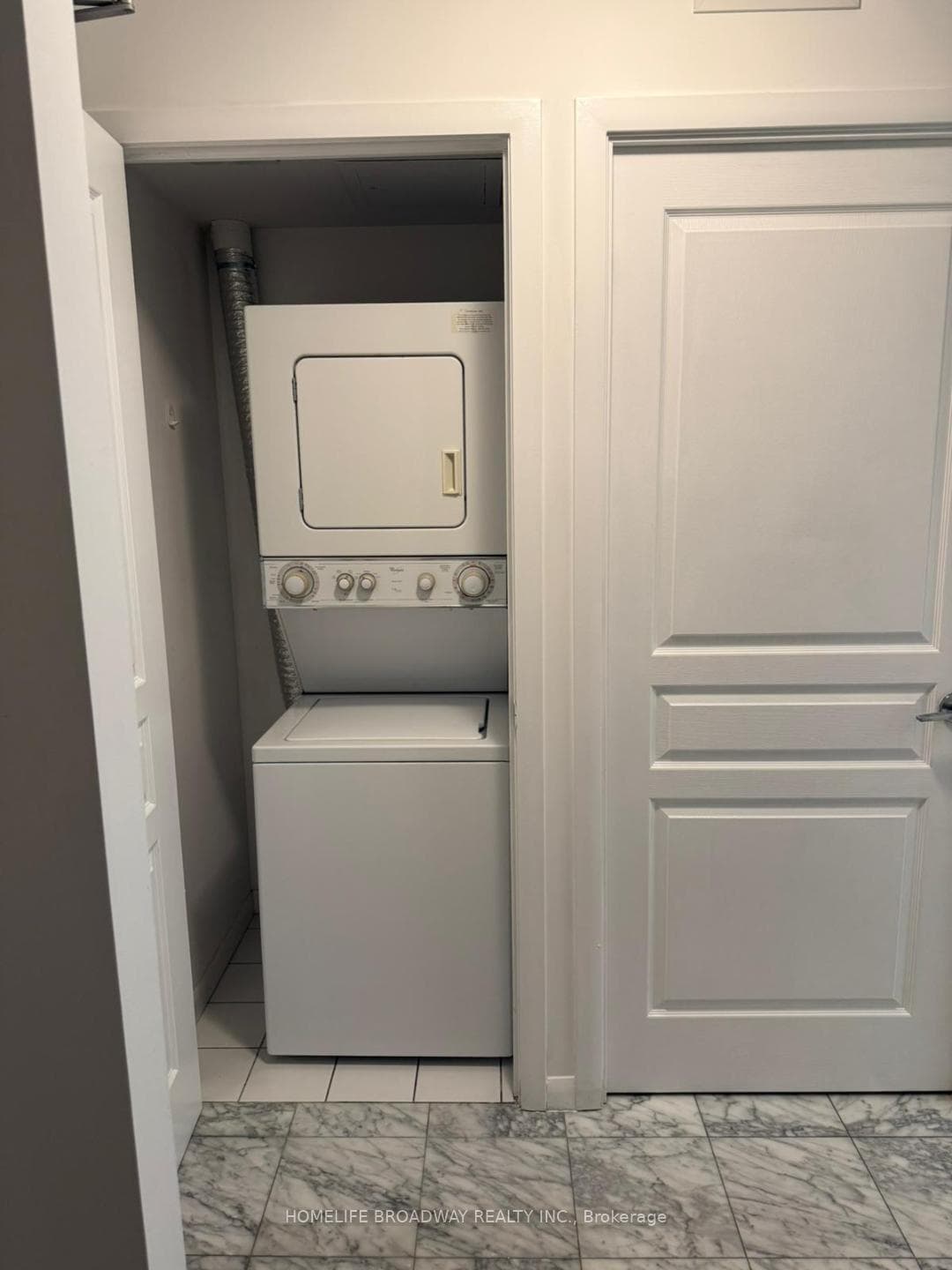 18 Yonge Street Unit 1702 photo 6