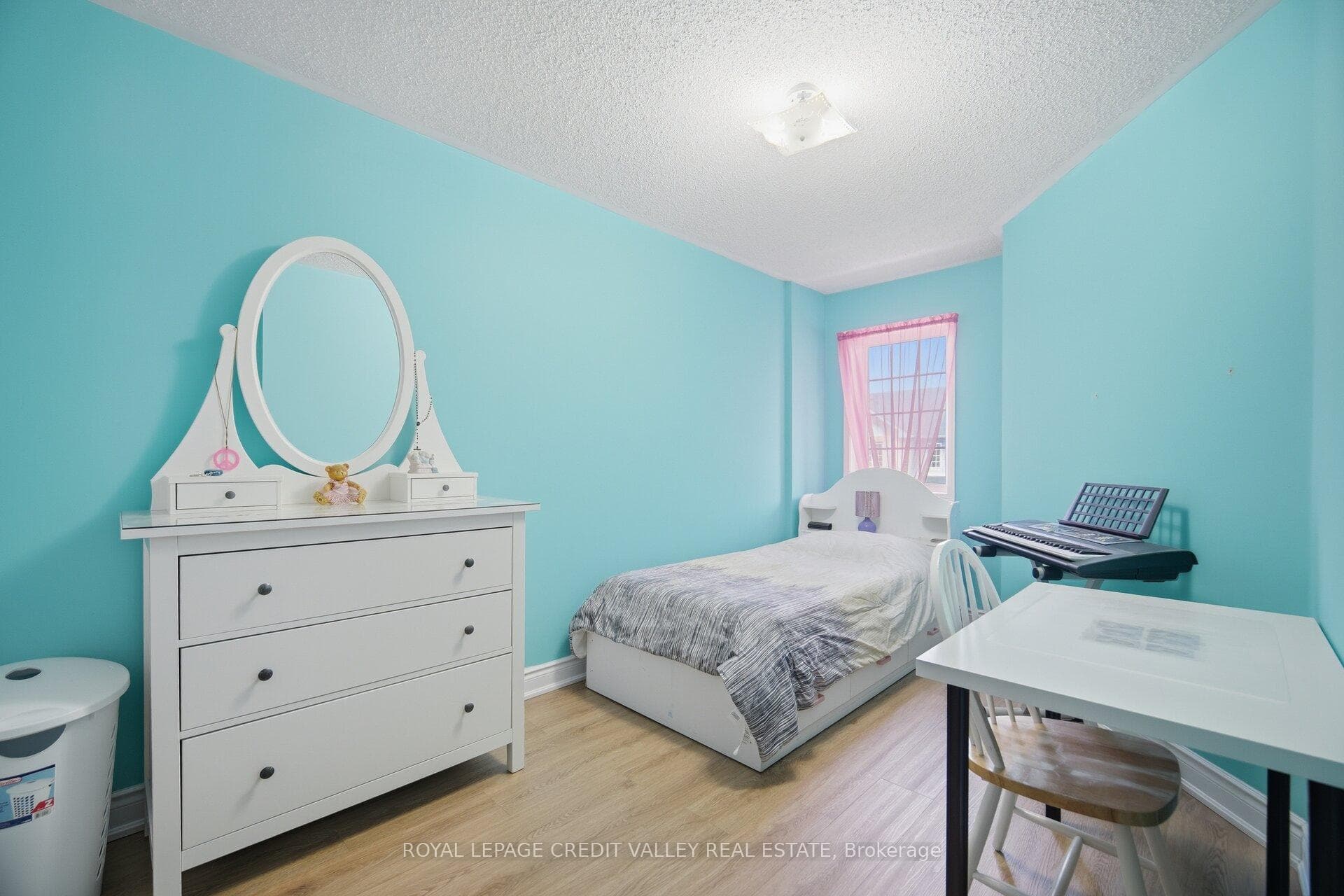 95 Spadina Road photo 22
