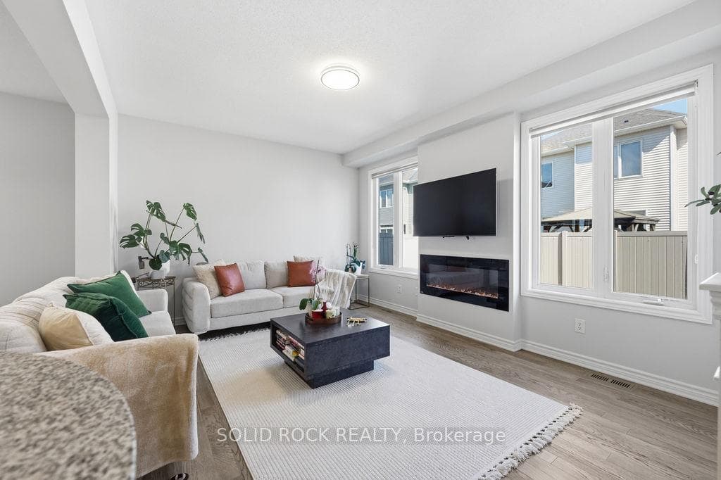 317 Proxima Terrace photo 18