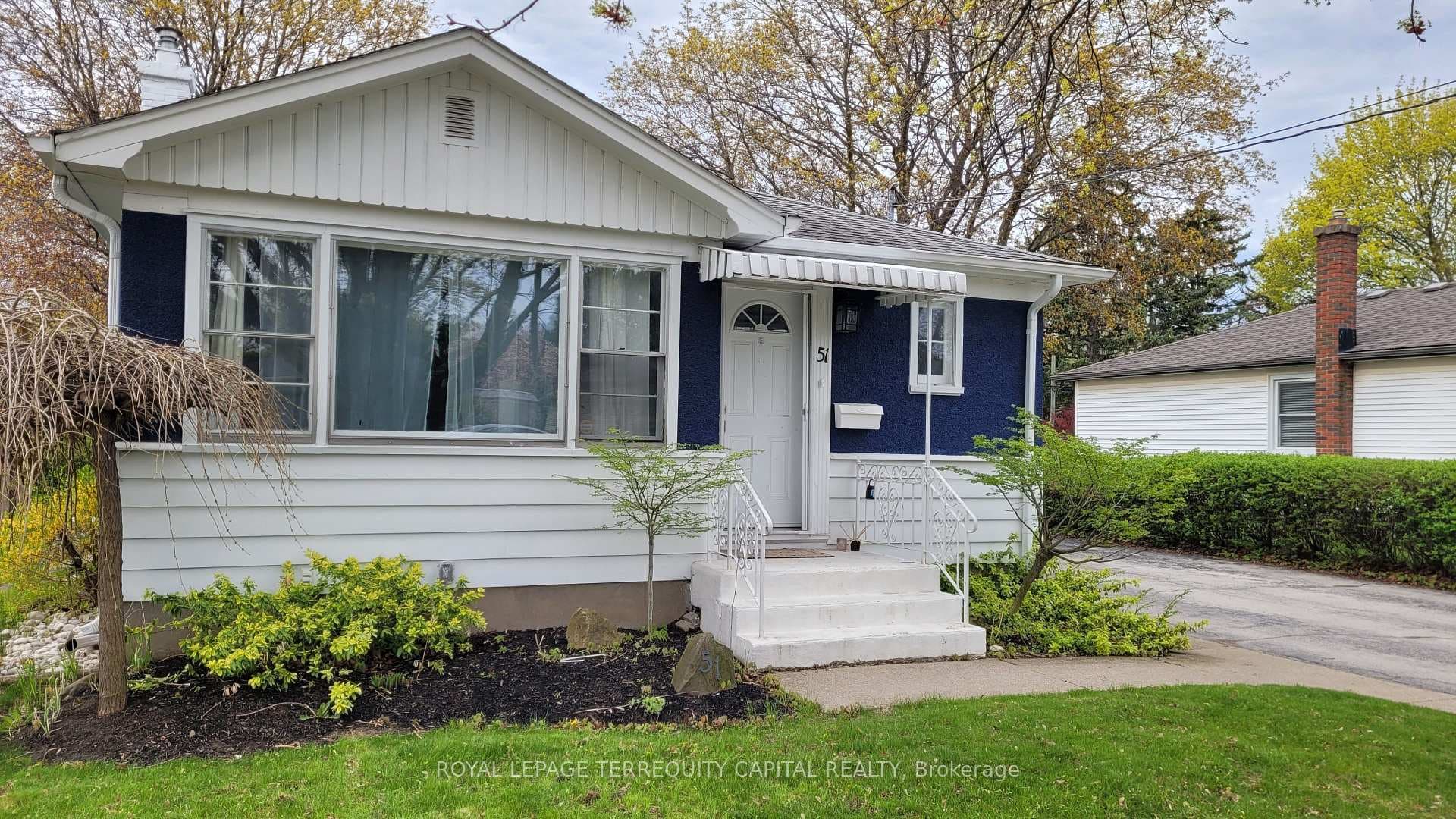 51 Dunkeld Avenue Unit Main photo 1