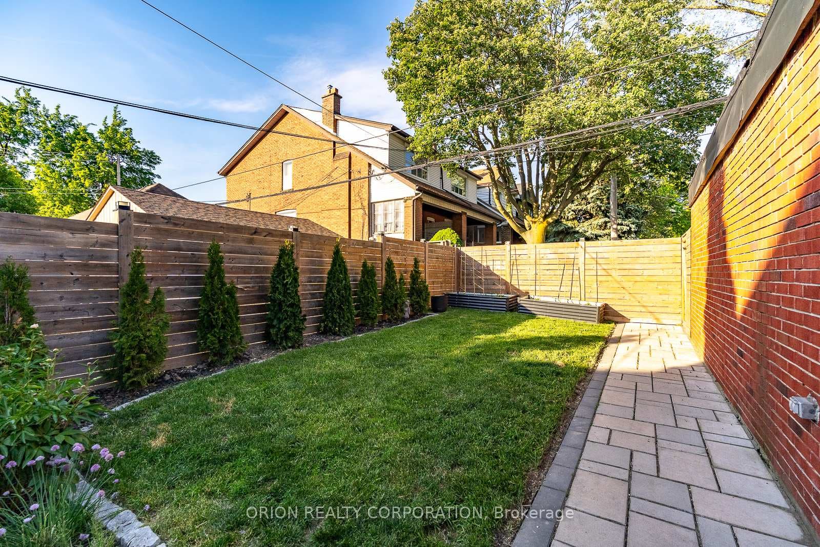 185 Glenholme Avenue photo 47