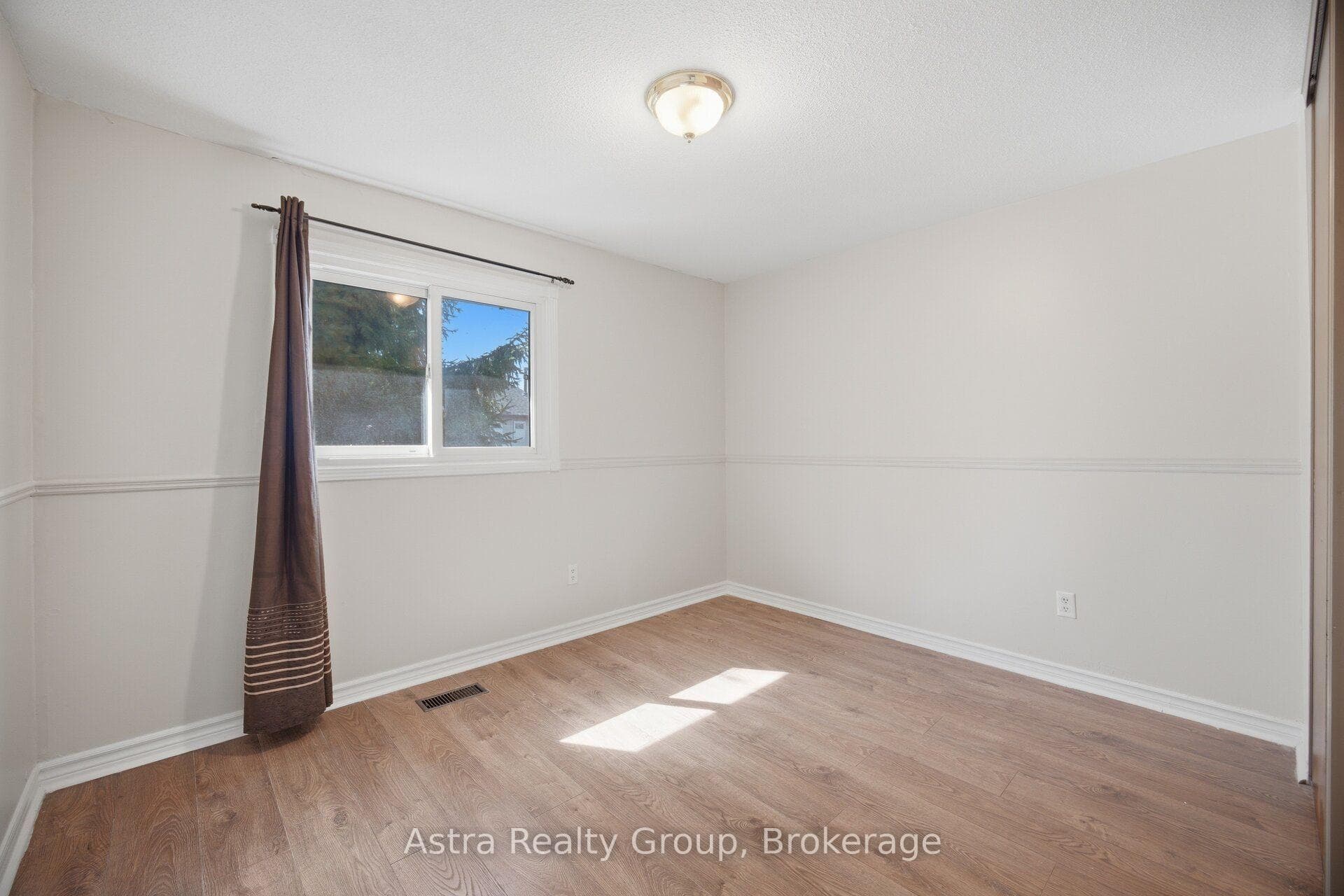 28 Borden Hill Court photo 27