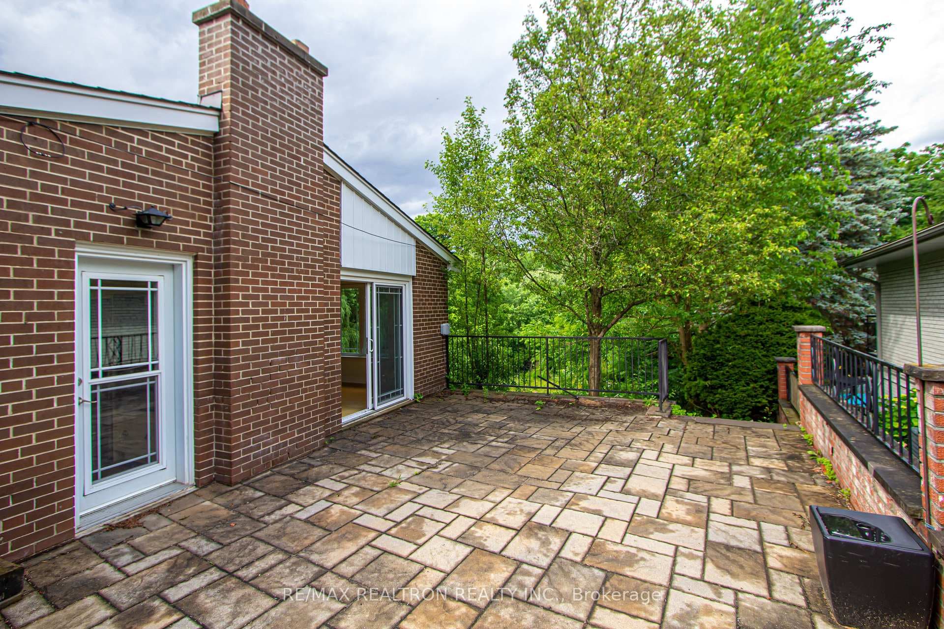 58 Almond Avenue photo 19