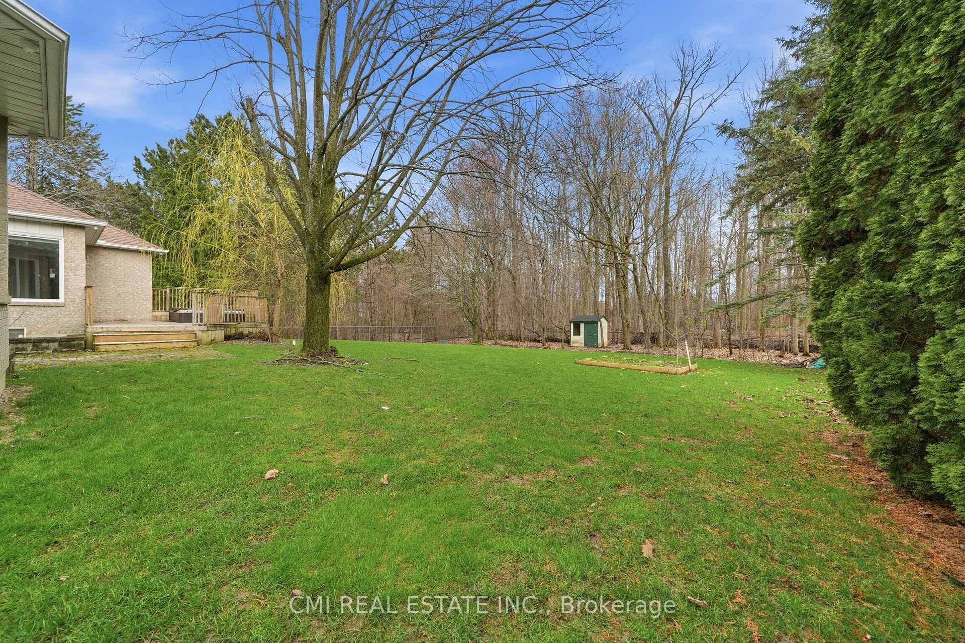 15 Treegrove Circle photo 48