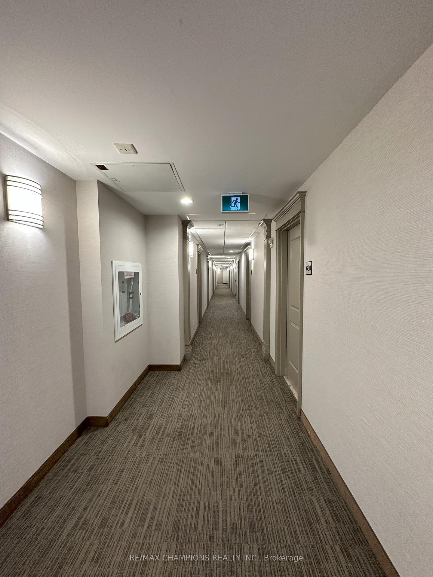 2490 Old Bronte Road Unit 618 photo 5