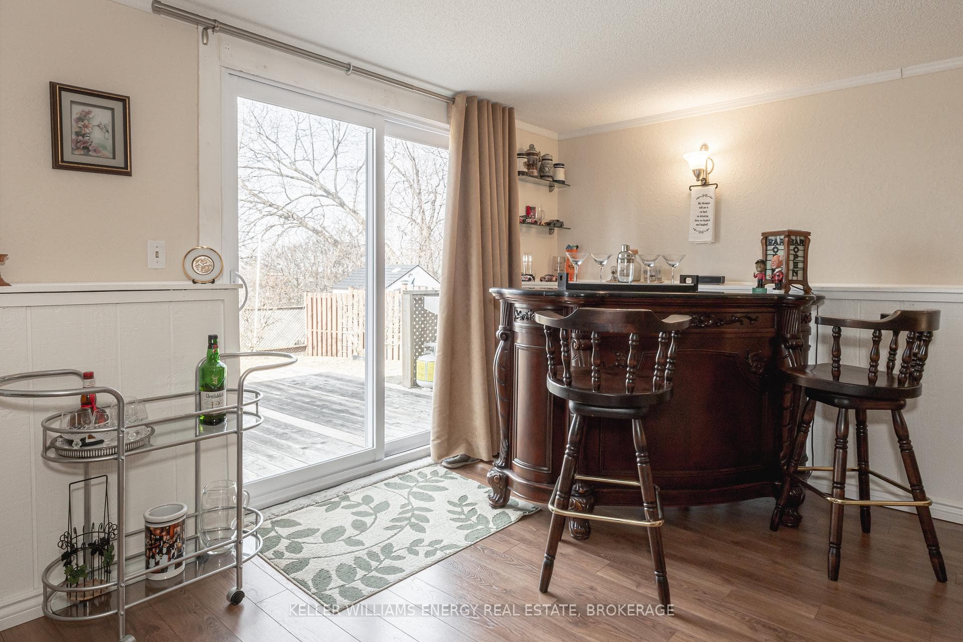 528 Annandale Street photo 20