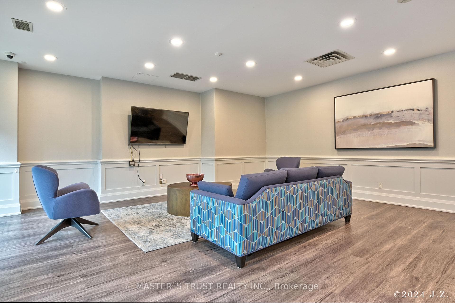 28 Harrison Garden Boulevard Unit 511 photo 20