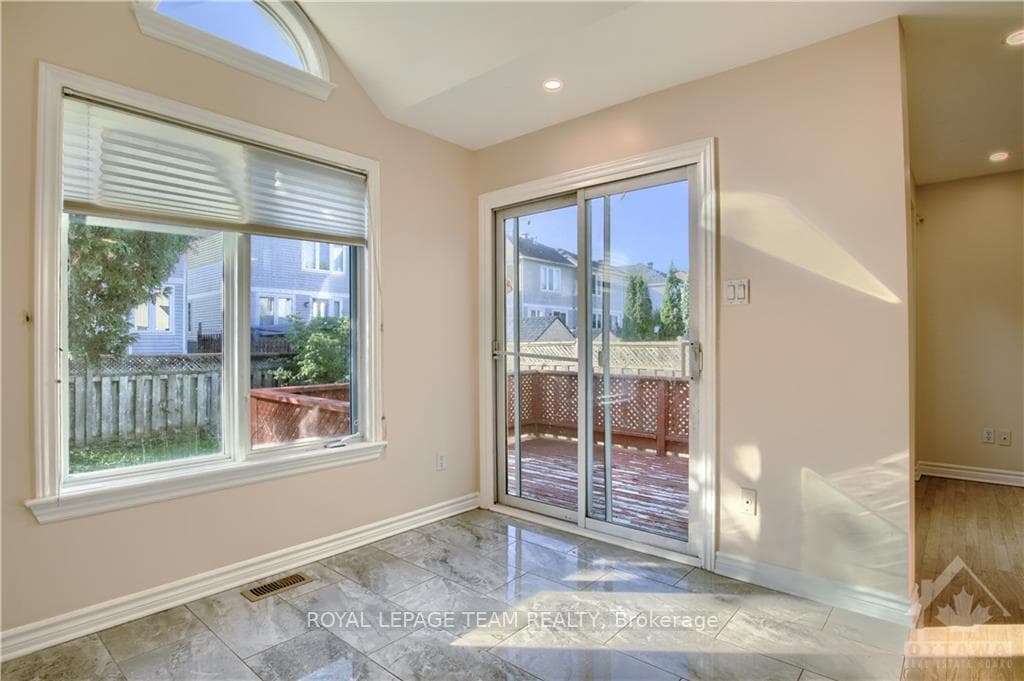 254 DEERFOX Drive photo 12