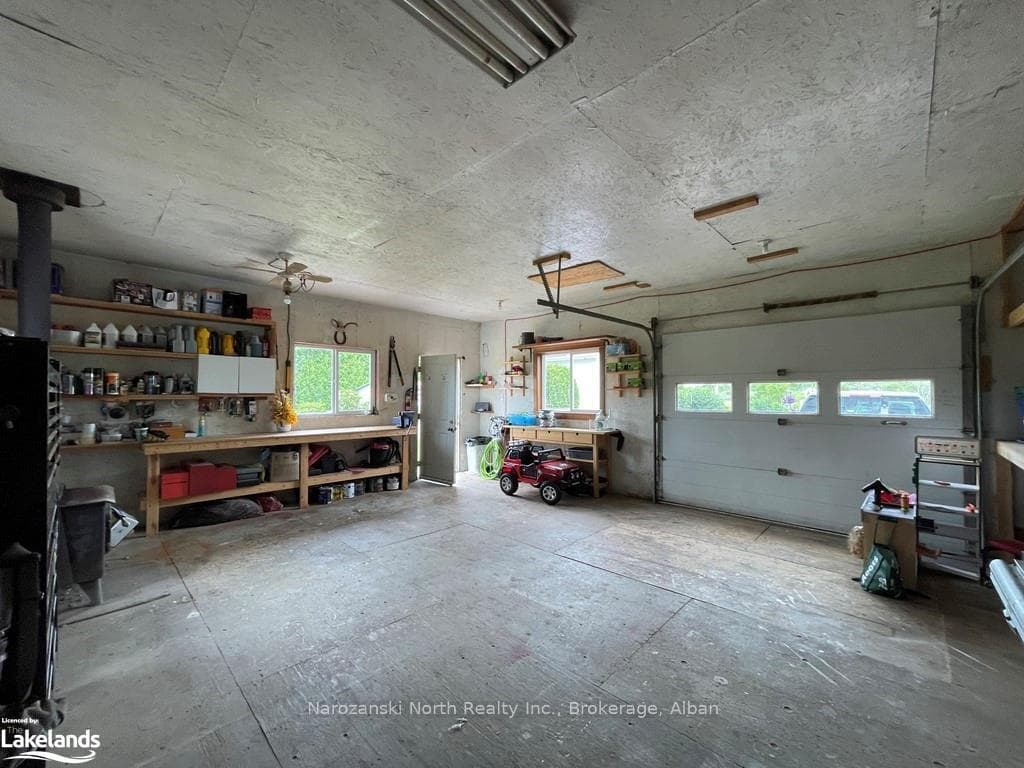 147 ST DAVID Street photo 34