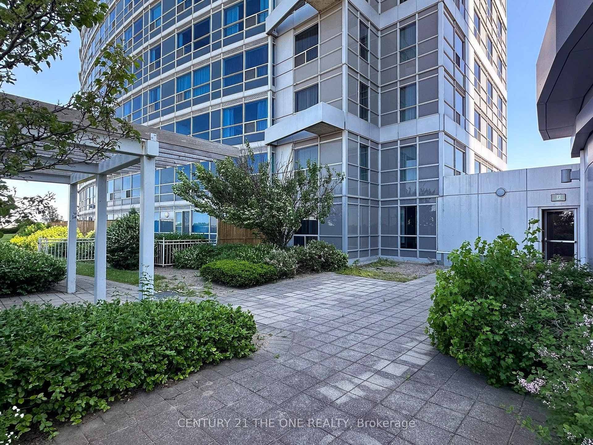 36 Lee Centre Drive Unit 1208 photo 25