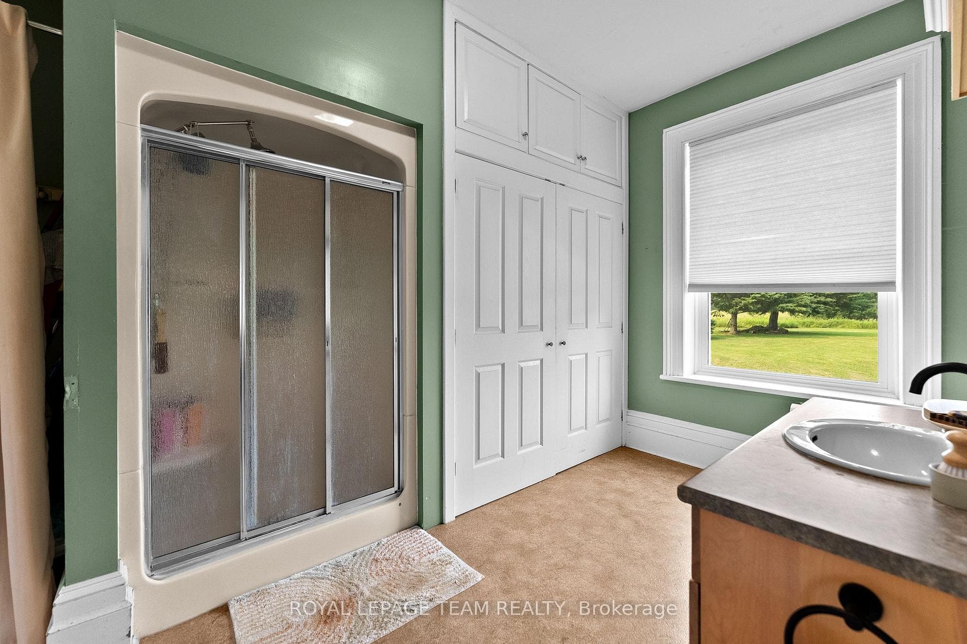 620 Yantha Road Unit A photo 25