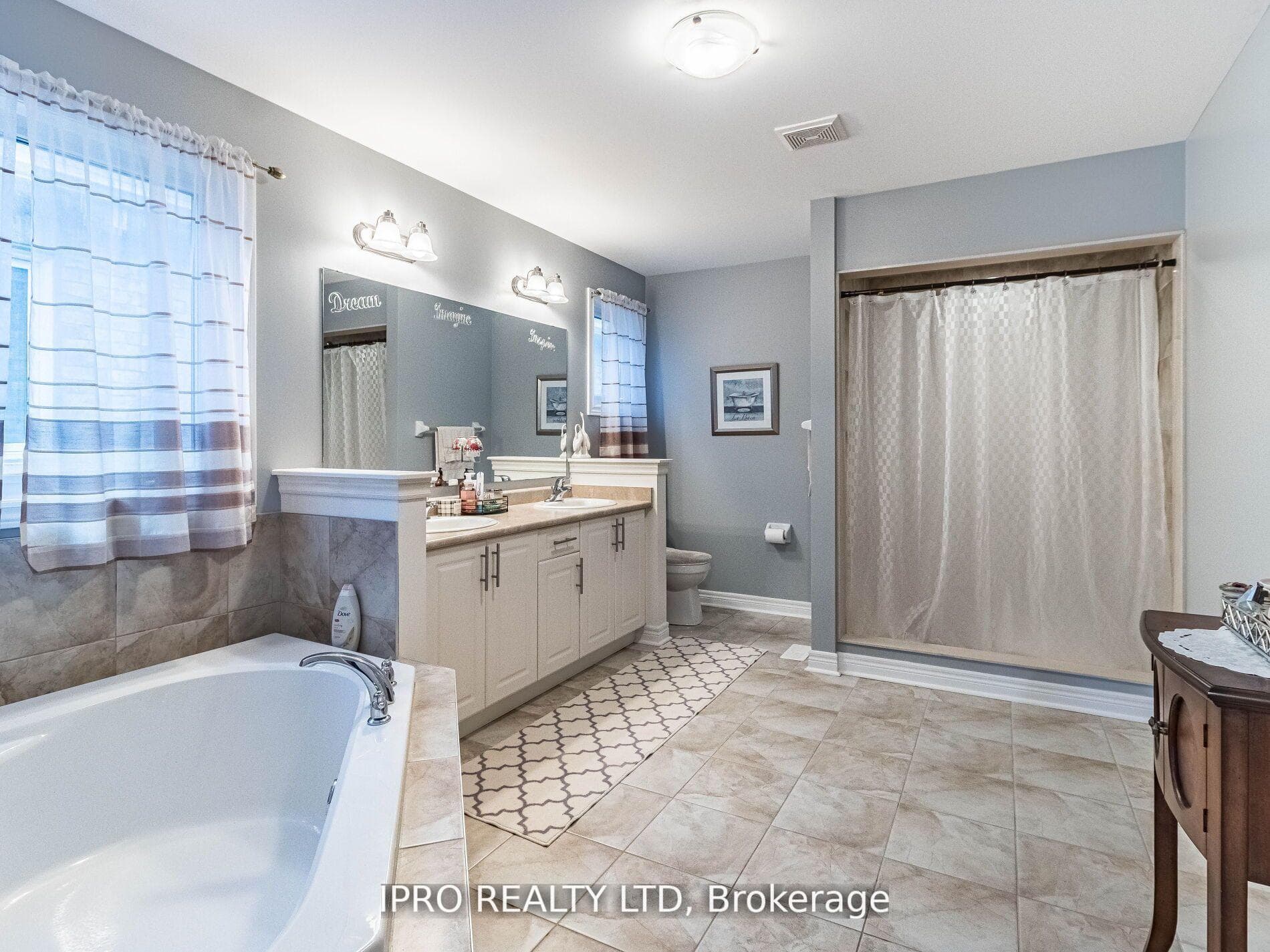 450 Summerlyn Trail photo 26