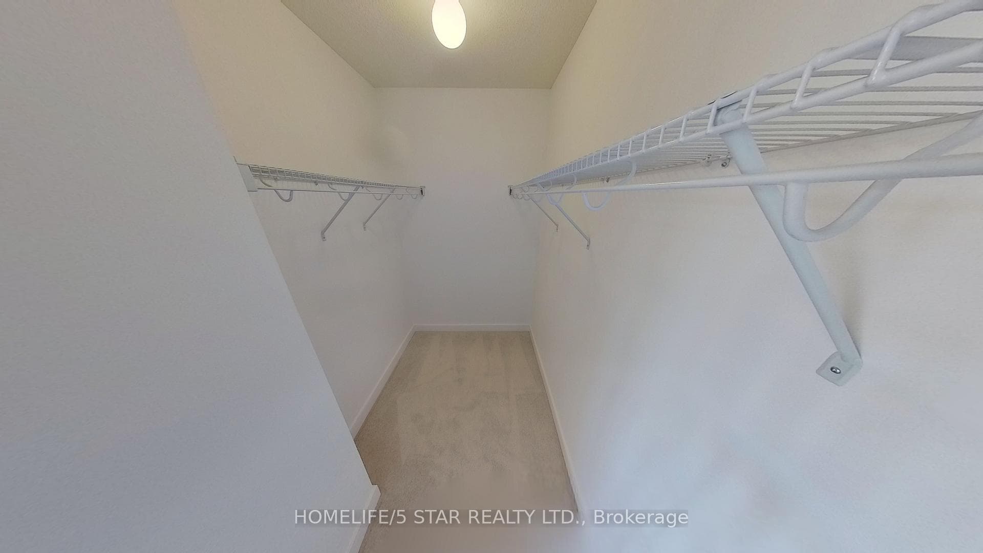137 Blue Forest Crescent photo 14