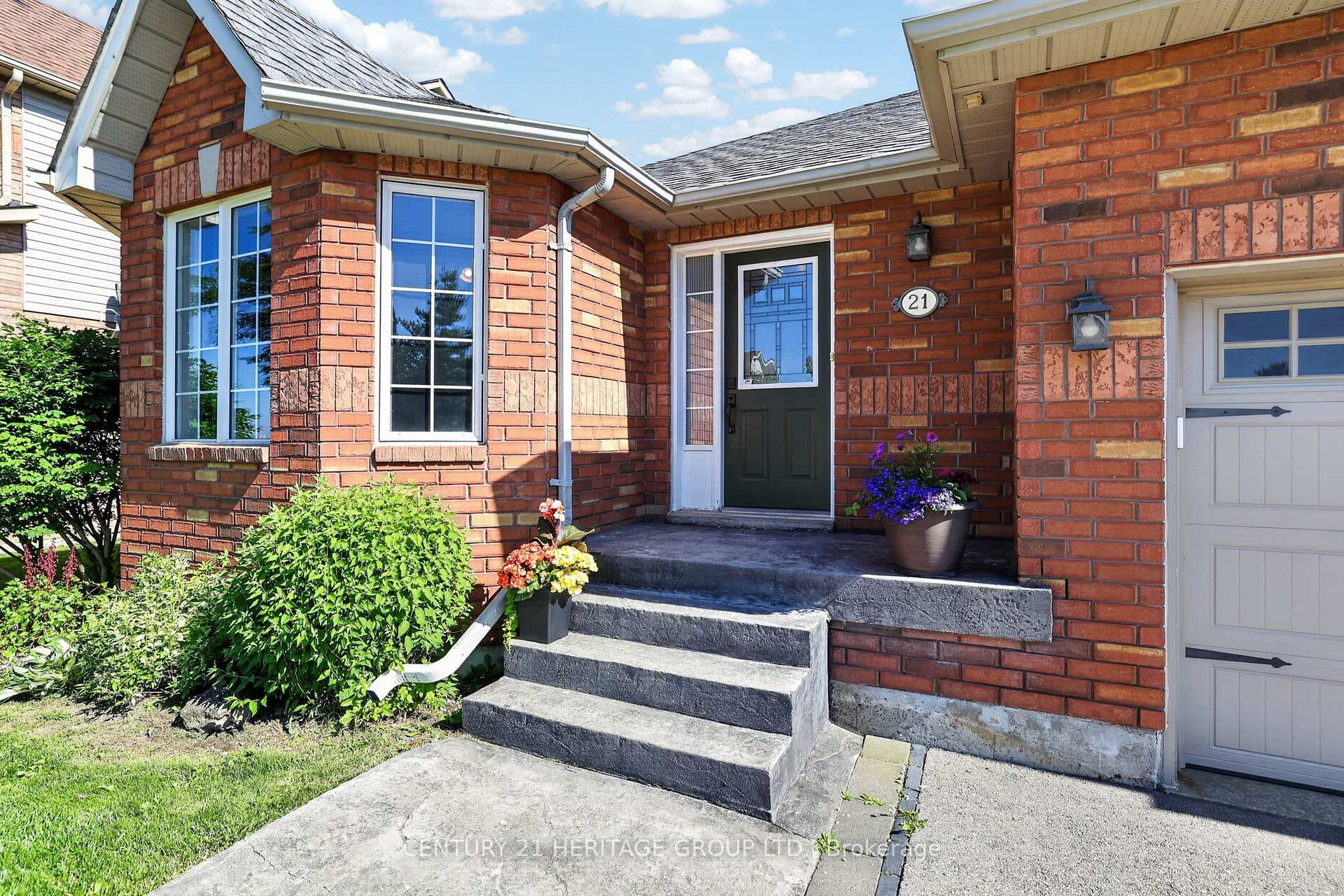 21 Bateman Street photo 5