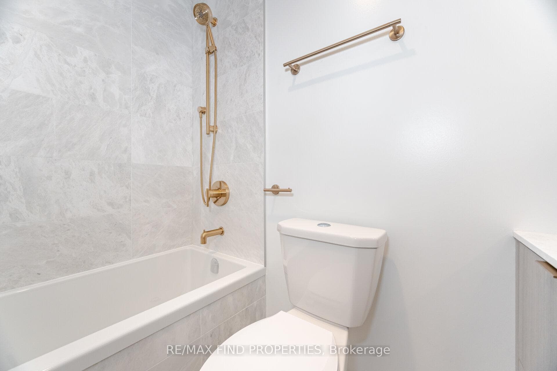 6 Greenbriar Road Unit 910 photo 26