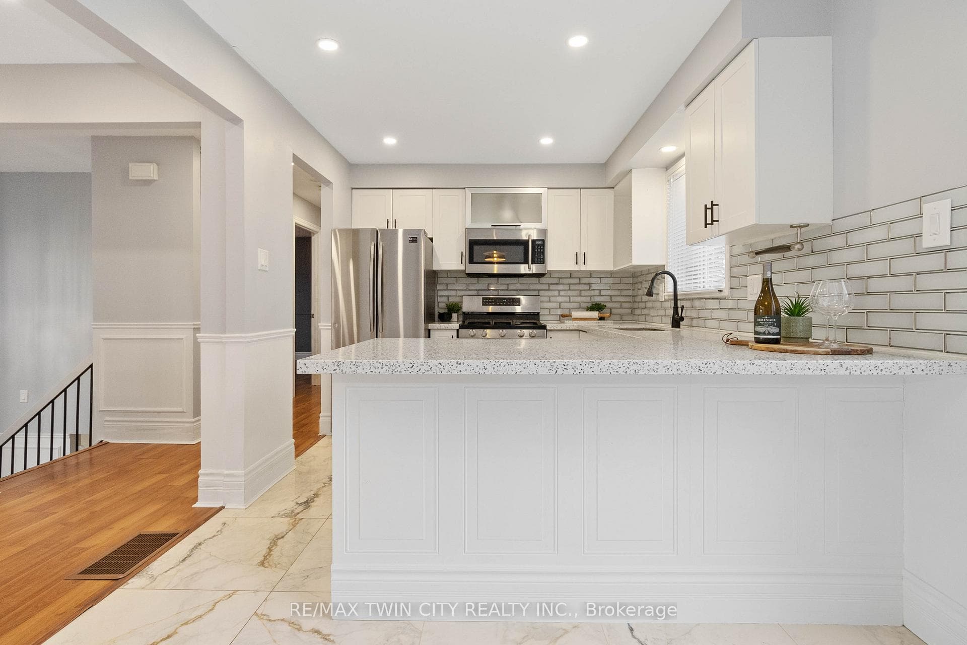 7 Normandy Place photo 9