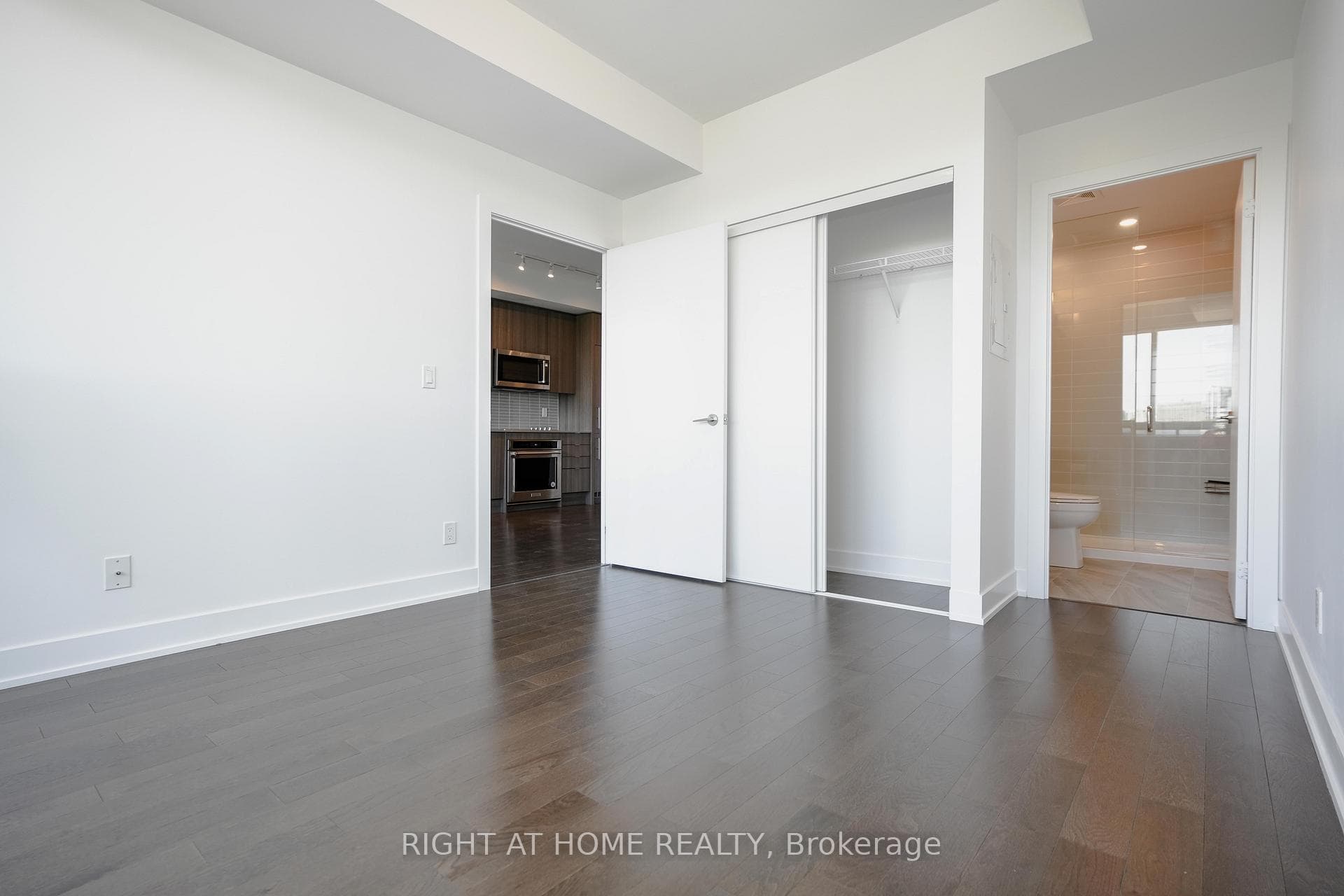 181 Bedford Road Unit 903 photo 12