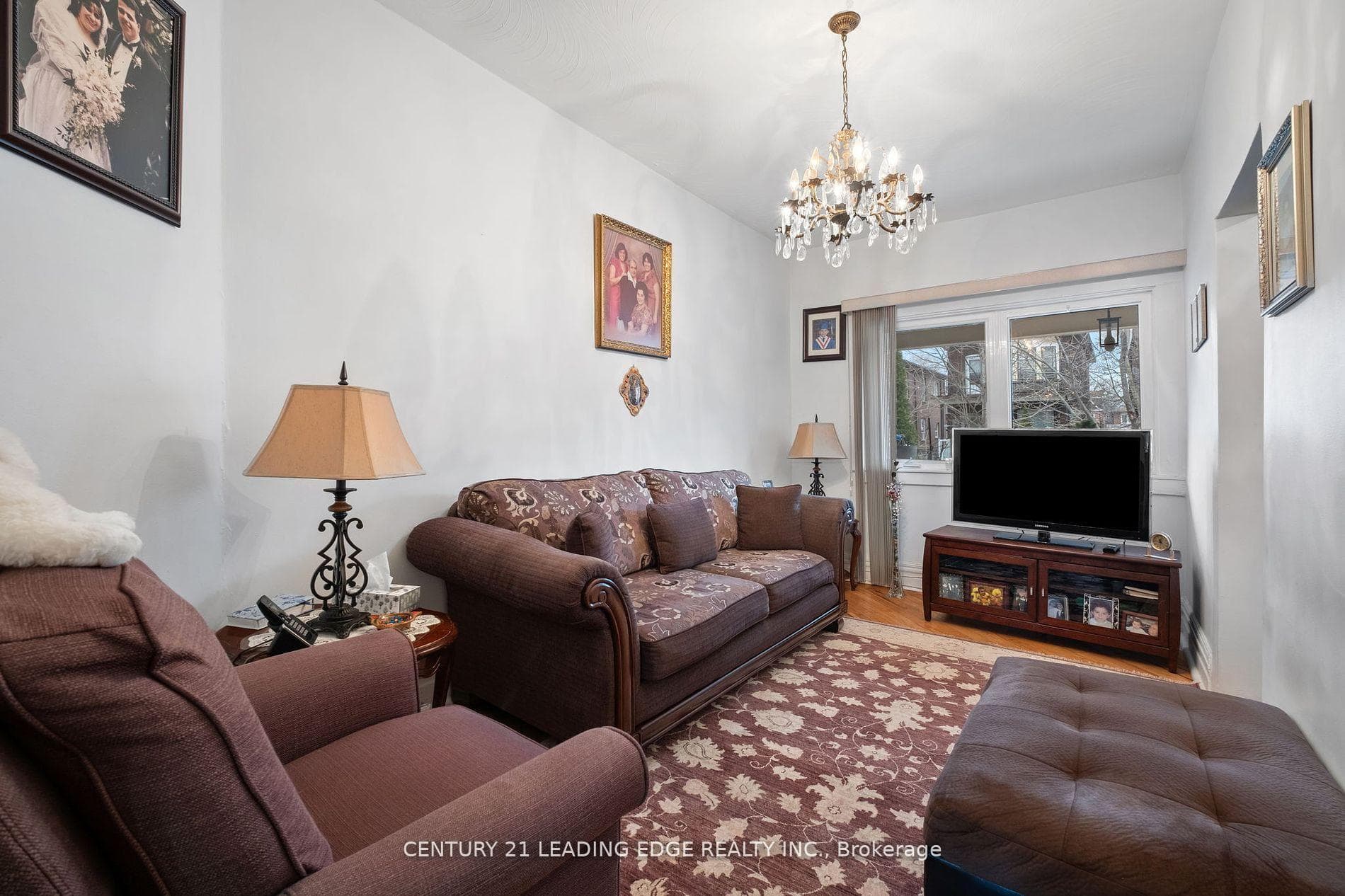 704 Gladstone Avenue photo 5