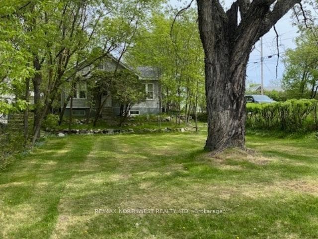 236 Fourth Street photo 2