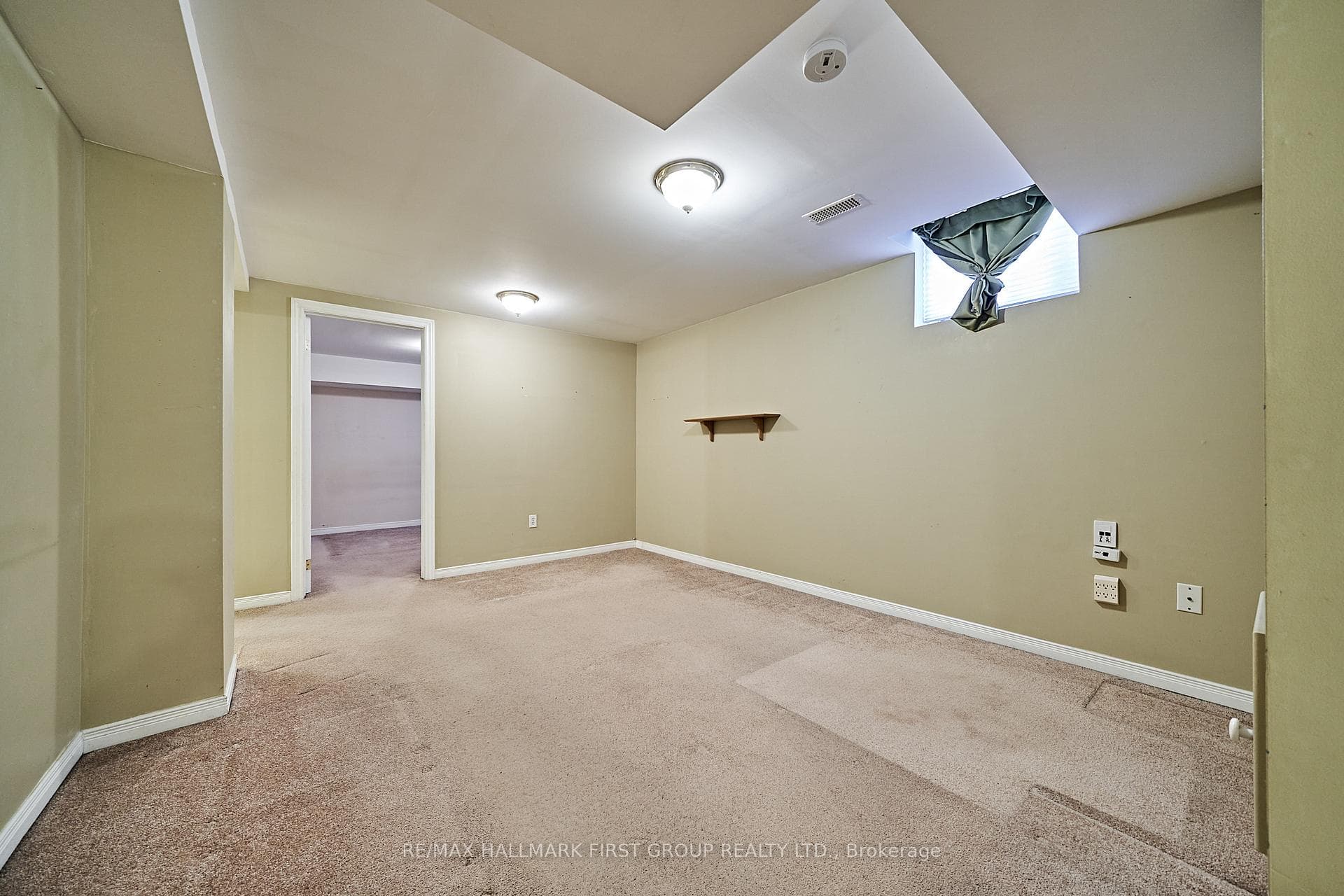 996 Deer Valley Drive photo 23