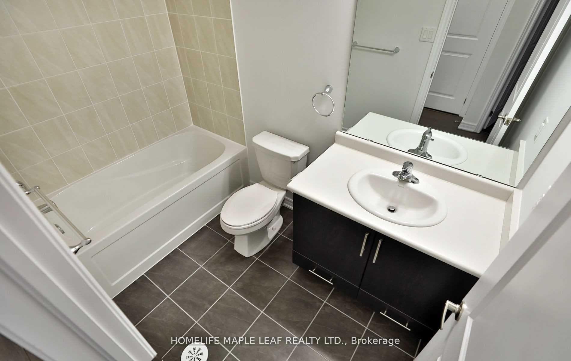 134 Hibiscus Lane photo 25