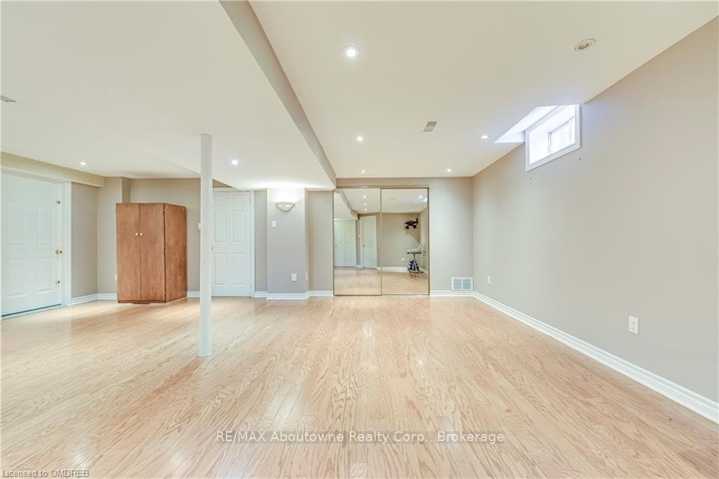 2155 PINEVIEW Drive photo 38