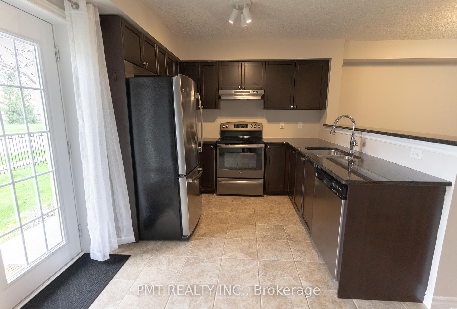 1370 Main Street Unit 101 photo 6