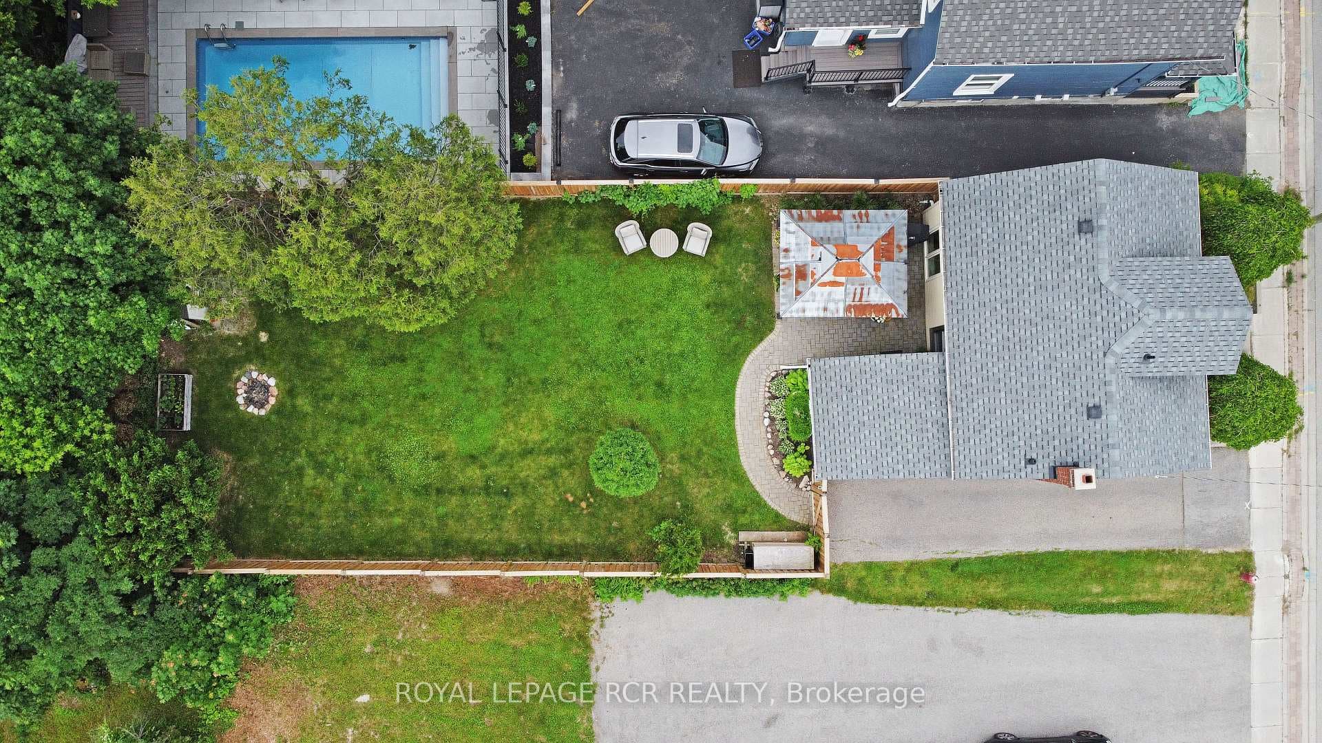 669 Gorham Street photo 39
