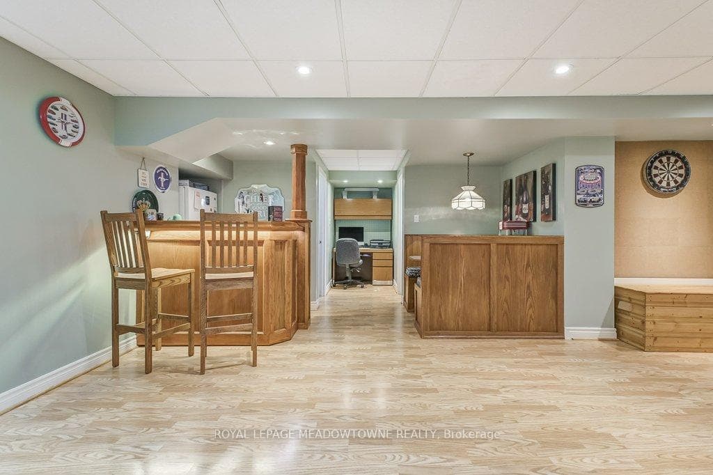 43 Samuel Crescent photo 33