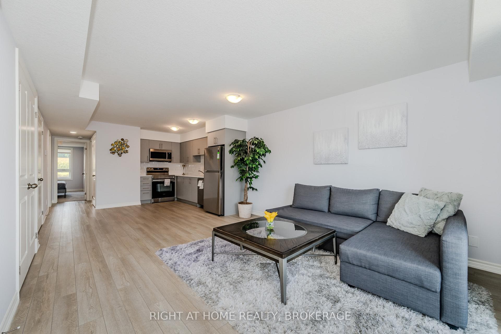 235 CHAPEL HILL Drive Unit 12 photo 5