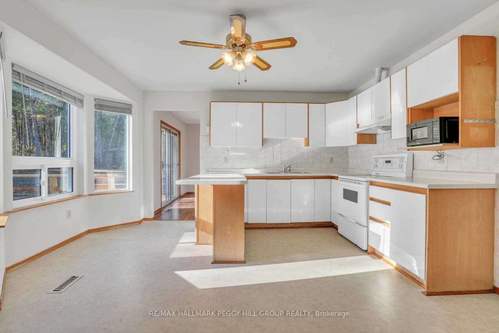 22A Pine Street photo 5